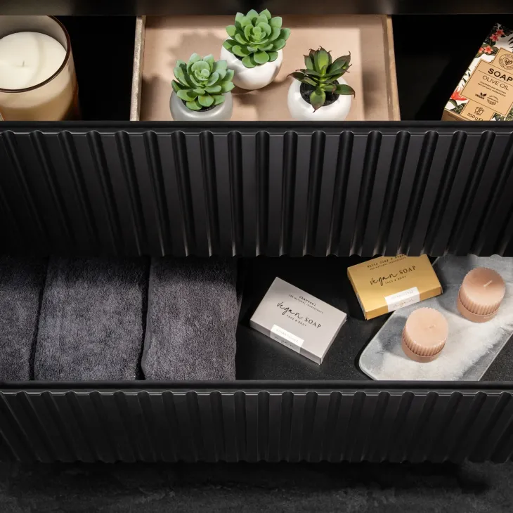 Mobile bagno sospeso 60cm cannettato con lavabo 2 cassetti nero Cleany
