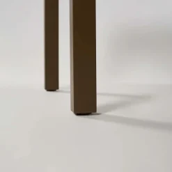 Set tavolo da giardino allungabile 200/300cm tortora + 4 sedie con braccioli quadrati tortora Brezza